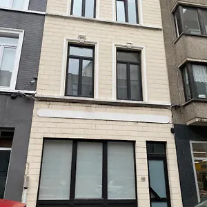 https://eau-de-vie.bruges-hotels.info