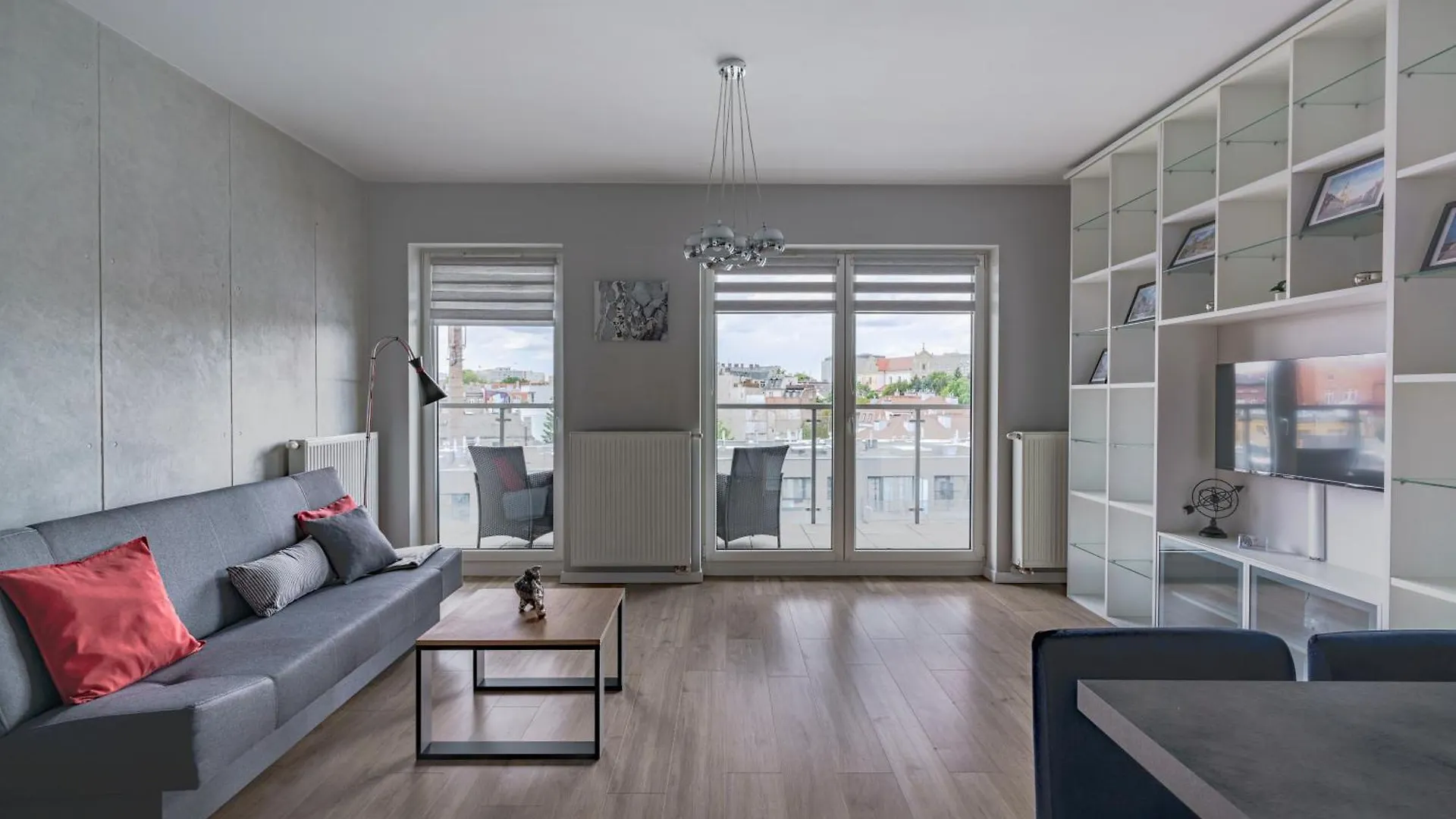 Apartamenty Homely Place Serce Poznania - Stary Rynek - Parking Apartment